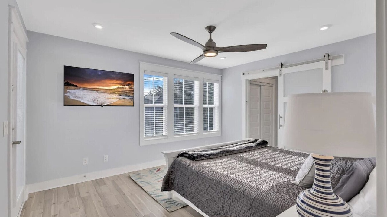 Photo of Bedroom in Palmetto Dunes