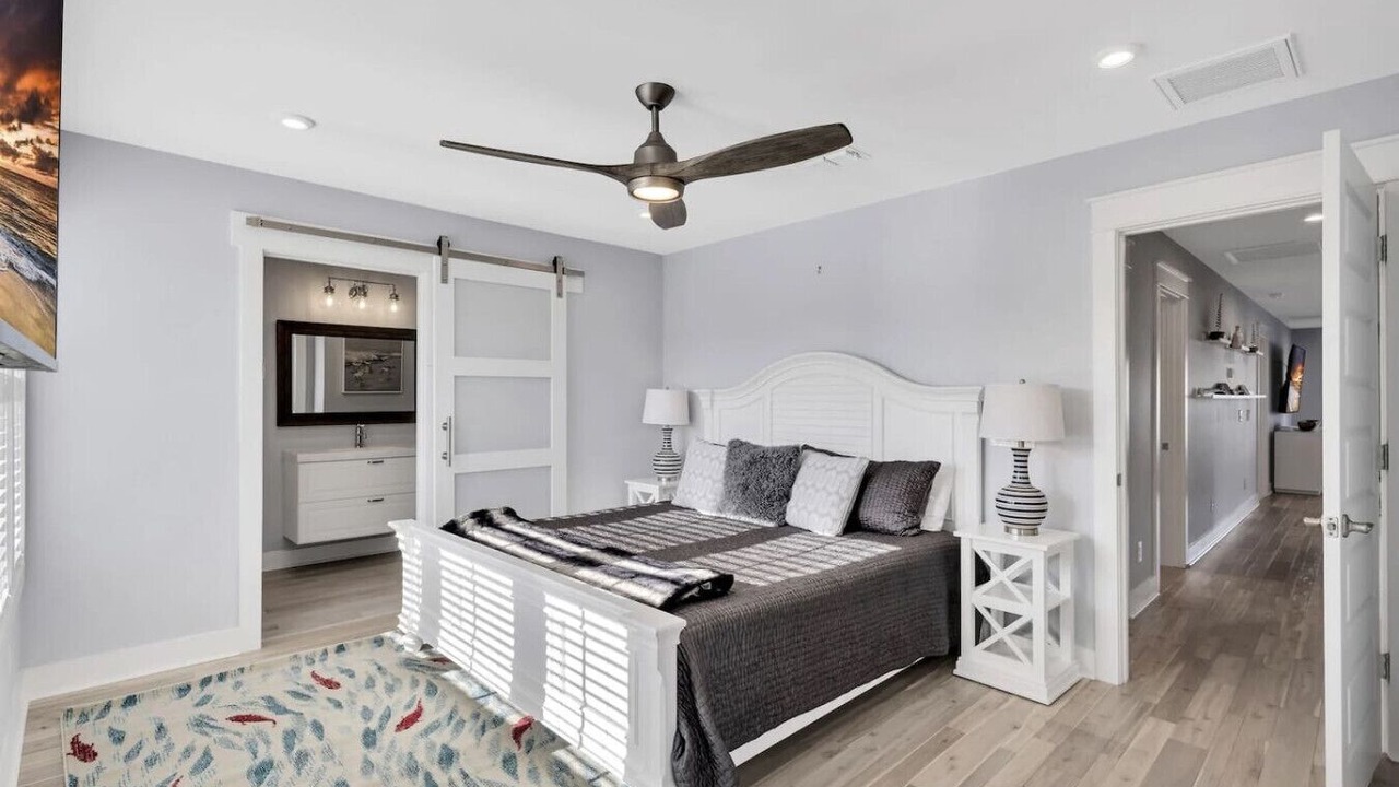 Photo of Bedroom in Palmetto Dunes