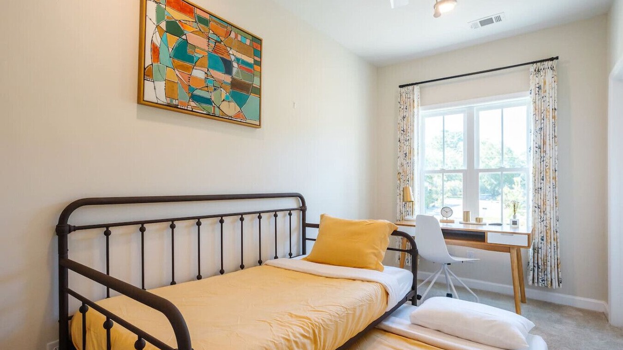 Photo of Bedroom in Midtown