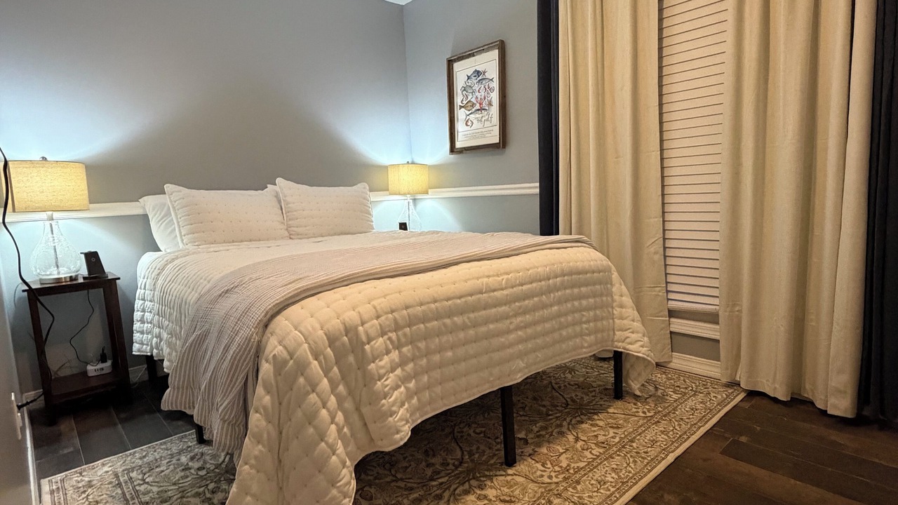 Photo of Bedroom in Mississippi City