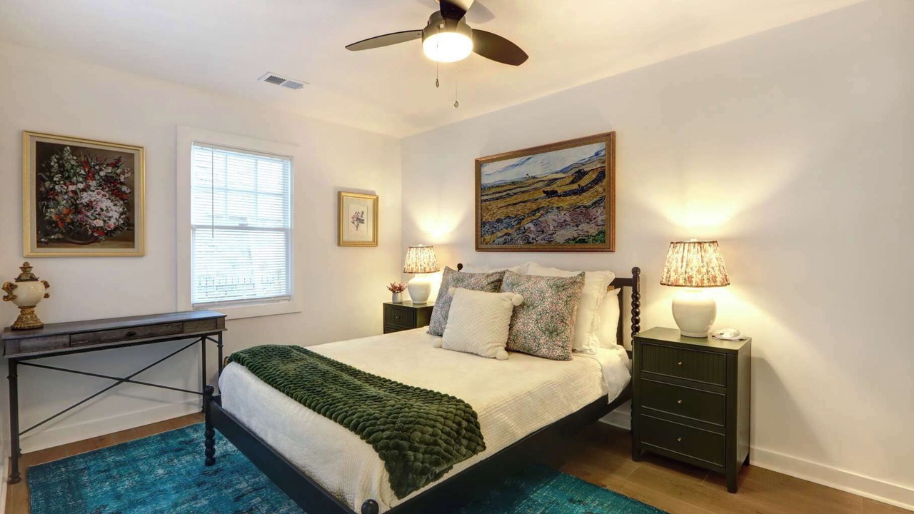 Photo of Bedroom in Thomas Square