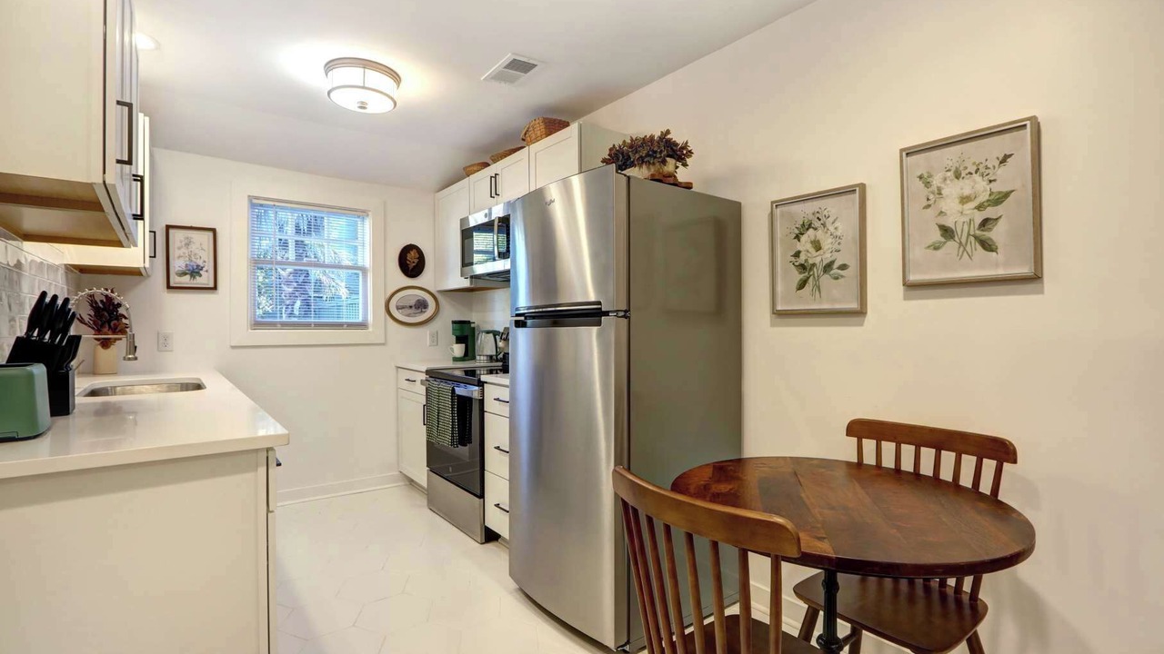Photo of Kitchen in Thomas Square