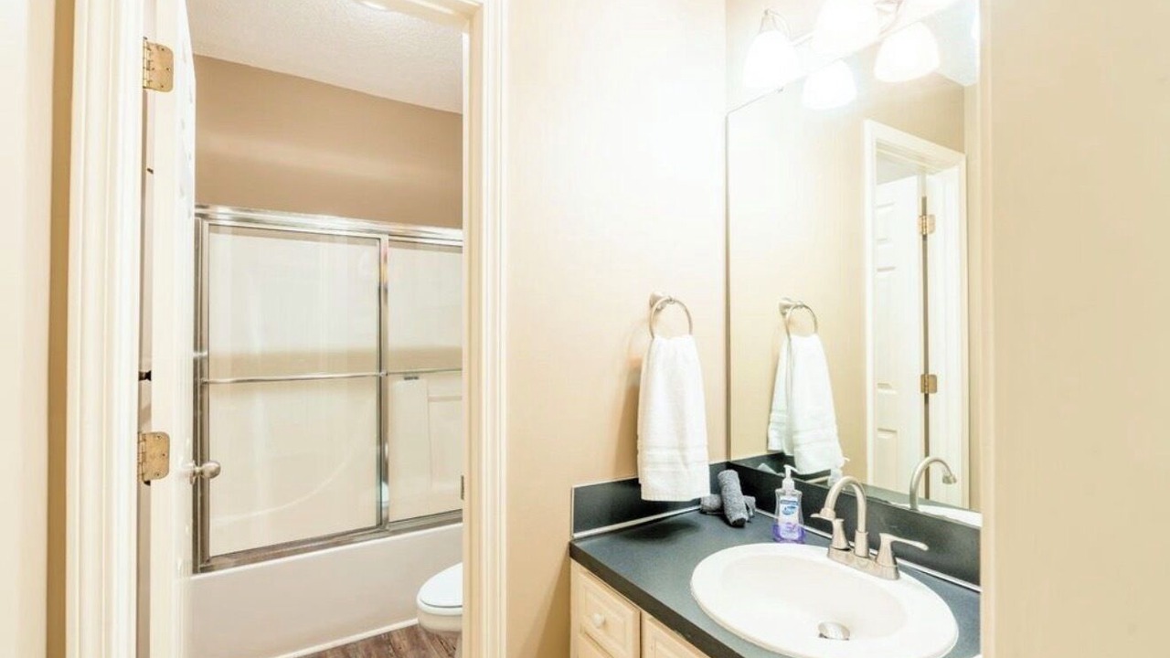Photo of Bathroom in Pangburn