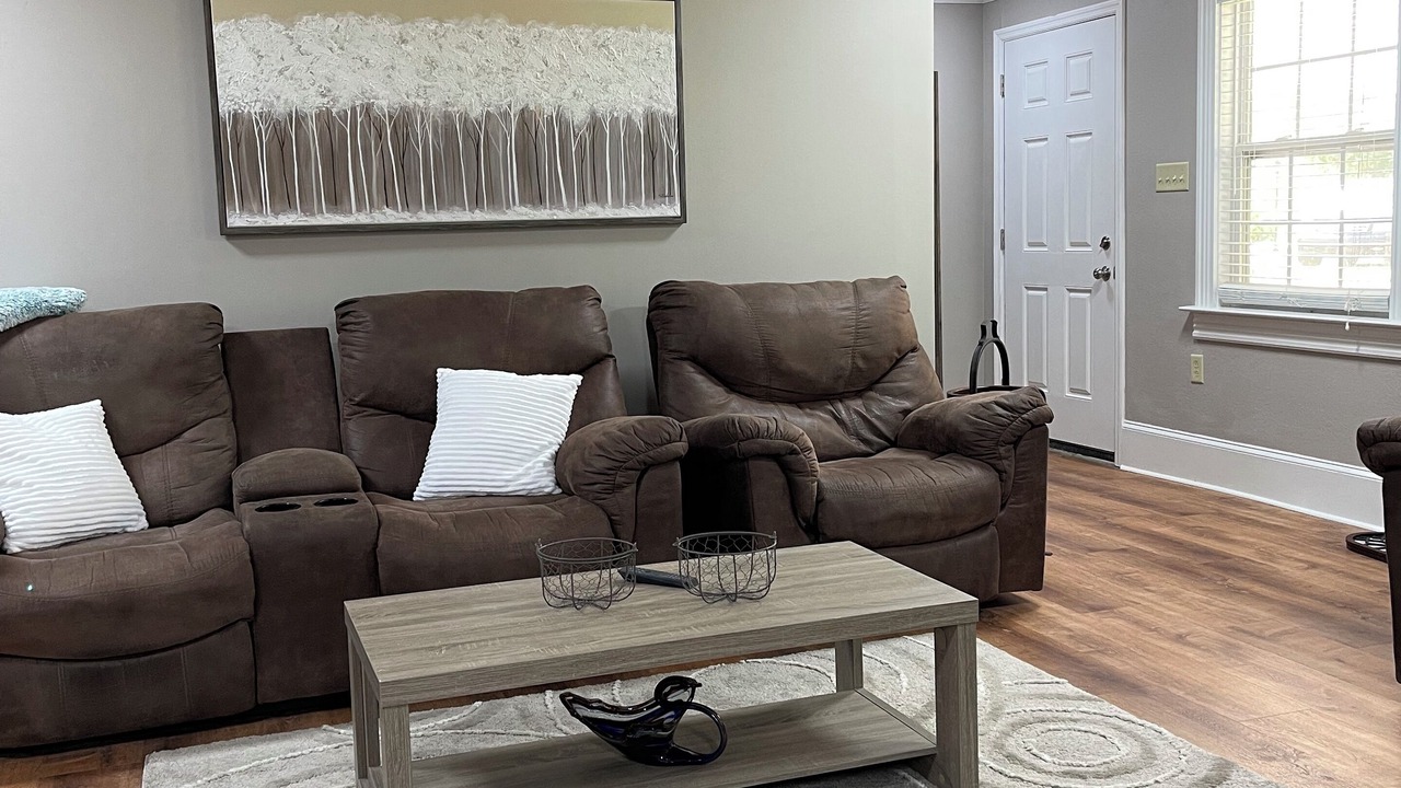 Photo of Livingroom in Isle of Hope Historic District