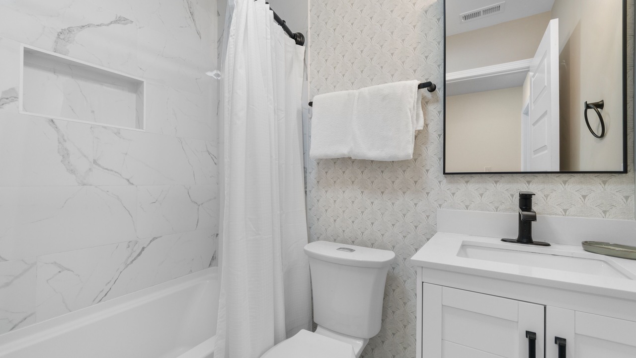 Photo of Bathroom in Garden City