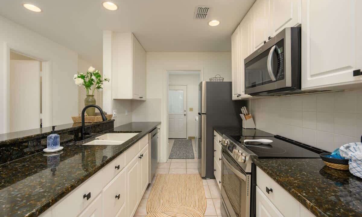 Photo of Kitchen in Shipyard Plantation