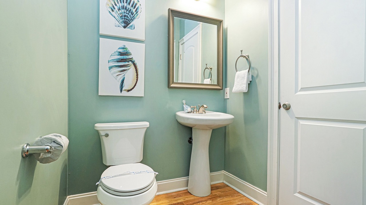 Photo of Bathroom in Garden City