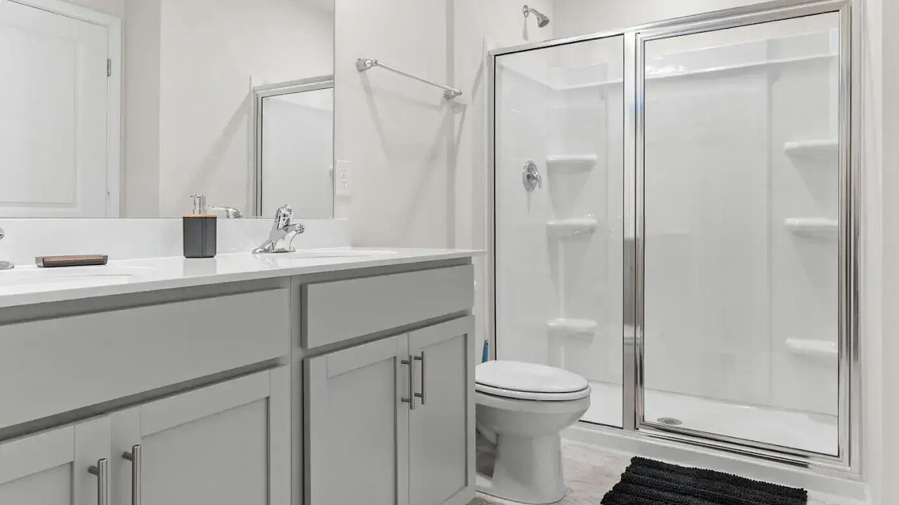 Photo of Bathroom in Brookdale