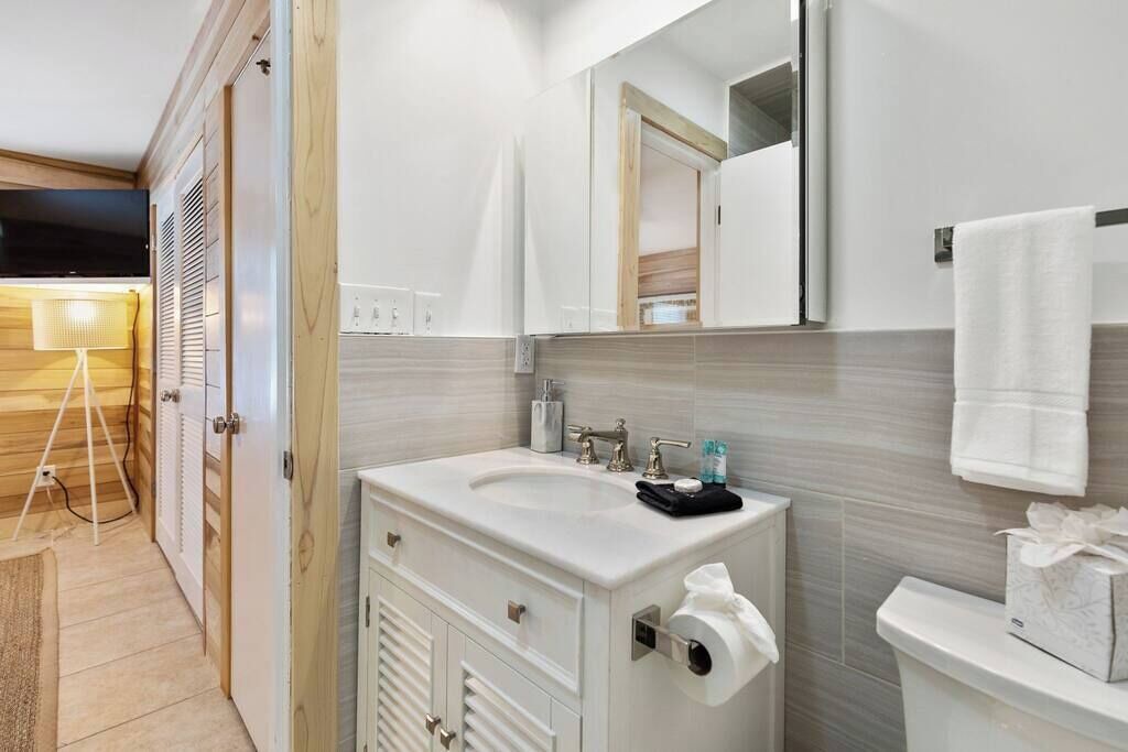Photo of Bathroom in Sullivan's Island