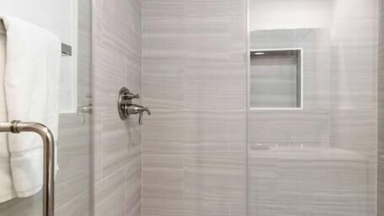 Photo of Bathroom in Sullivan's Island