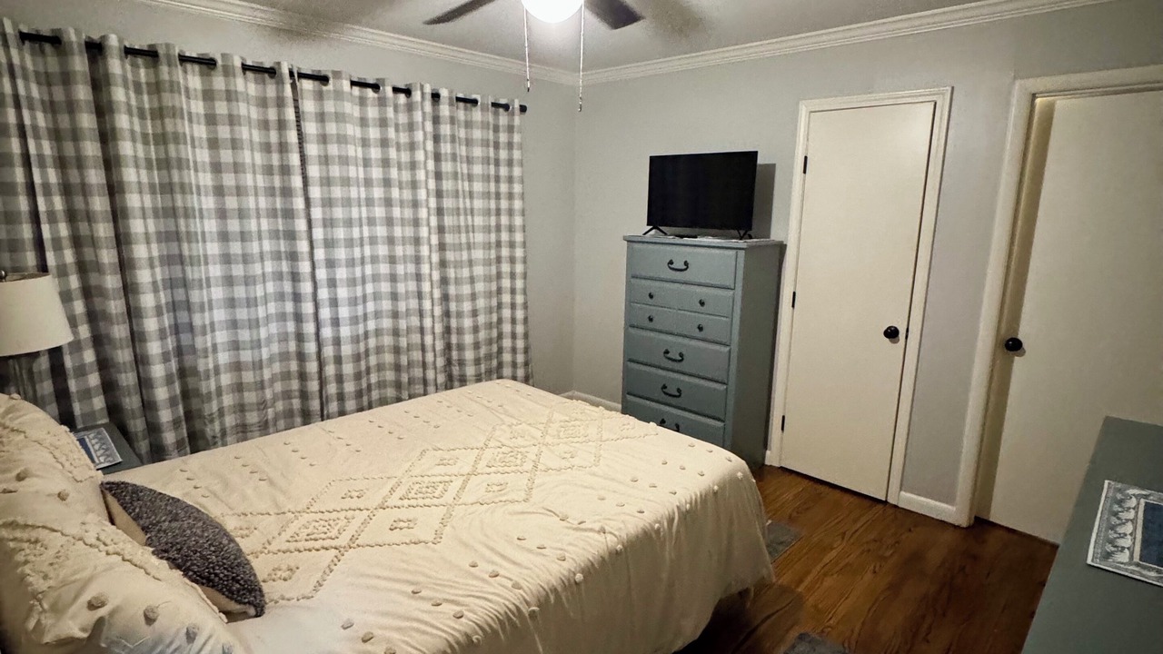 Photo of Bedroom in Pine Bluff