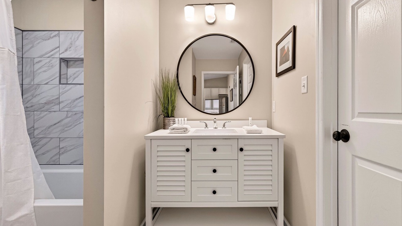Photo of Bathroom in Metropolitan
