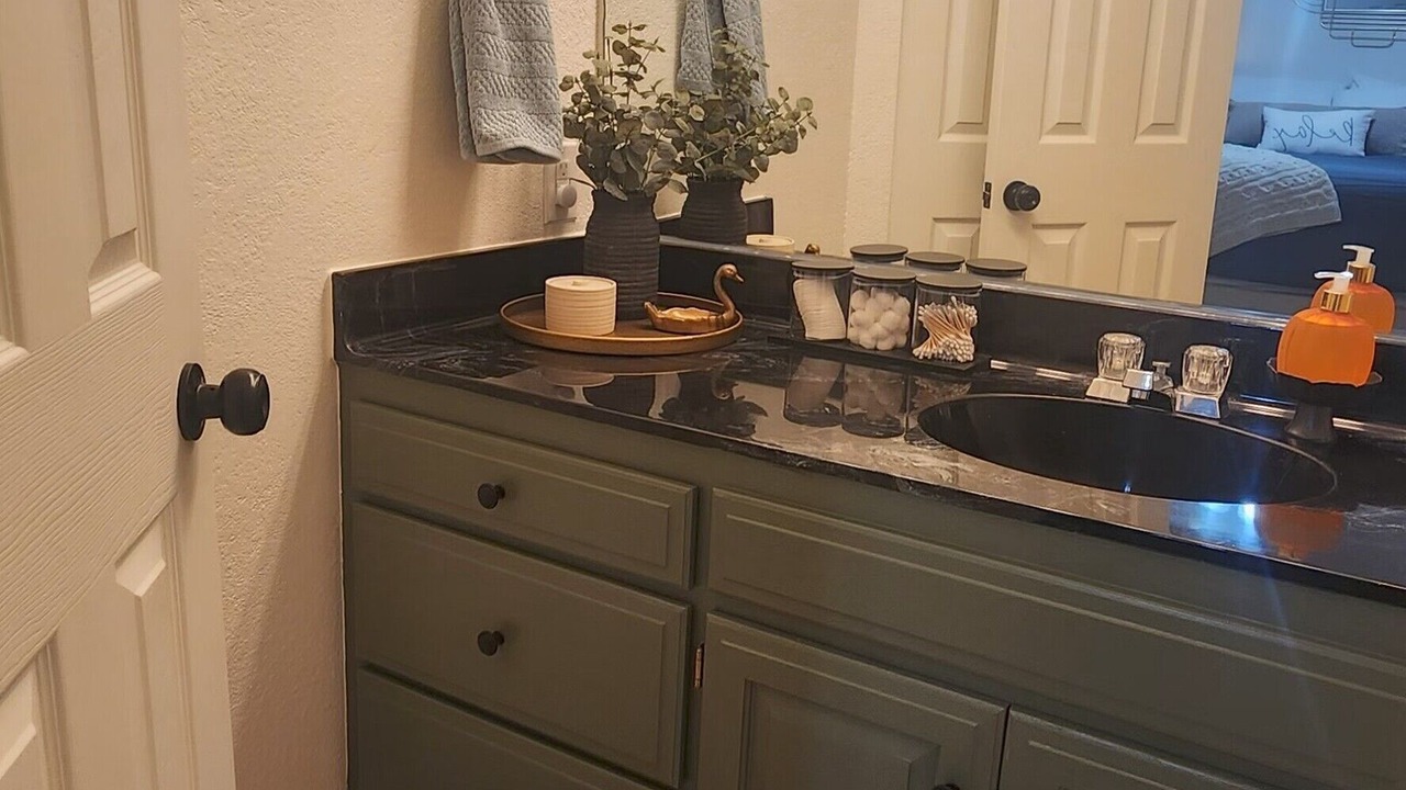 Photo of Bathroom in Lost Bridge Village