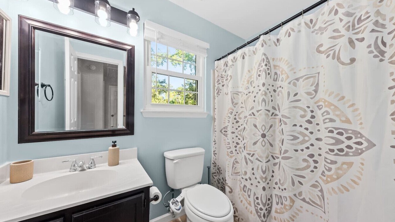 Photo of Bathroom in North Charleston