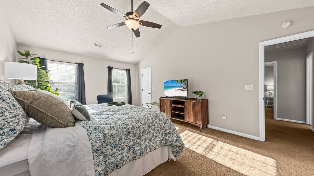 Photo of Bedroom in North Charleston