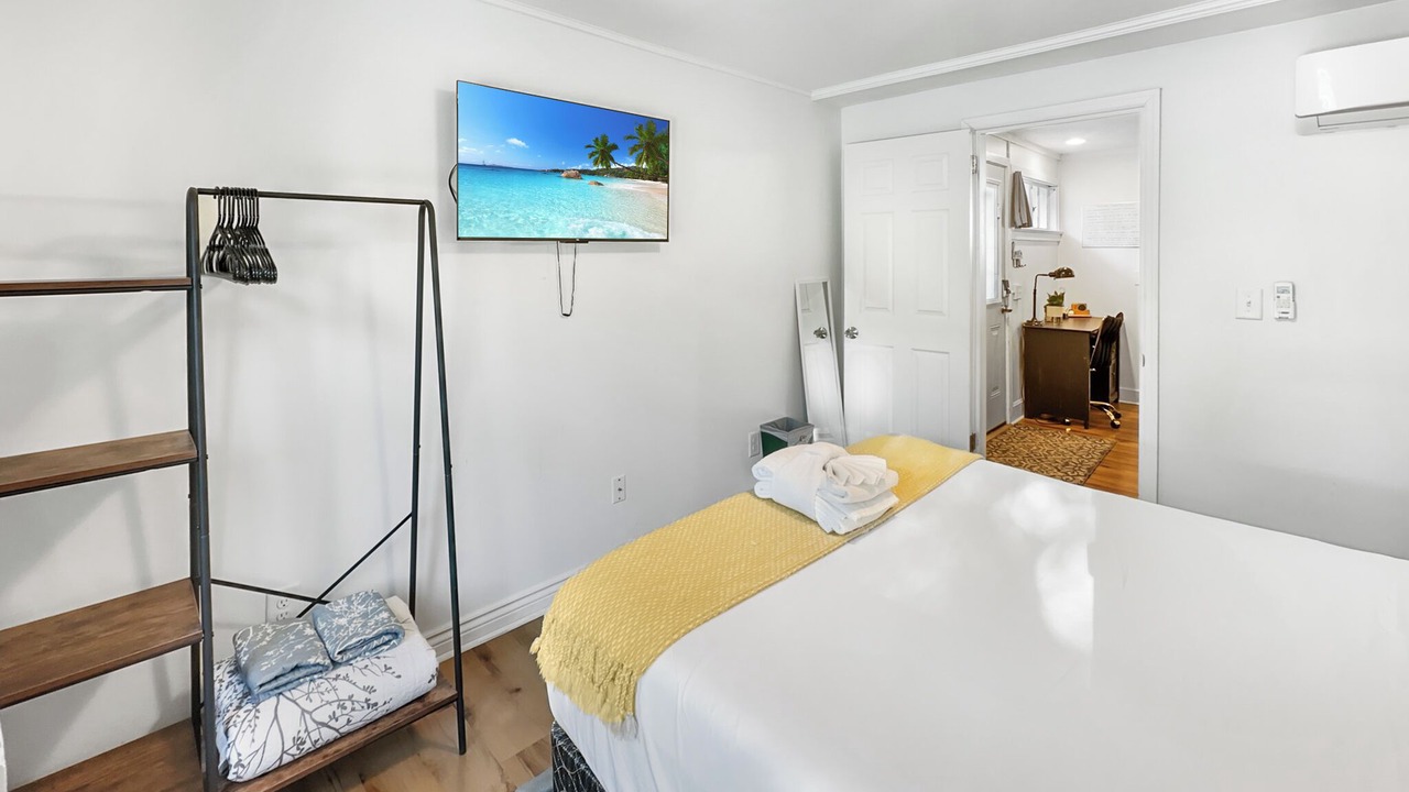 Photo of Bedroom in Charleston