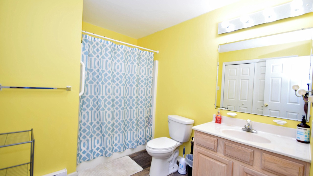 Photo of Bathroom in Little Salisbury