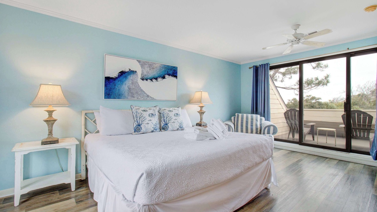 Photo of Bedroom in Spinnaker Beachhouses
