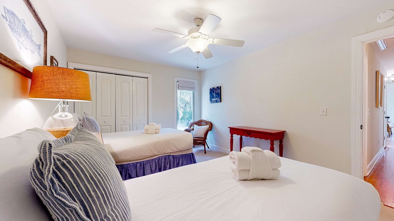 Photo of Bedroom in Vanderhorst Plantation