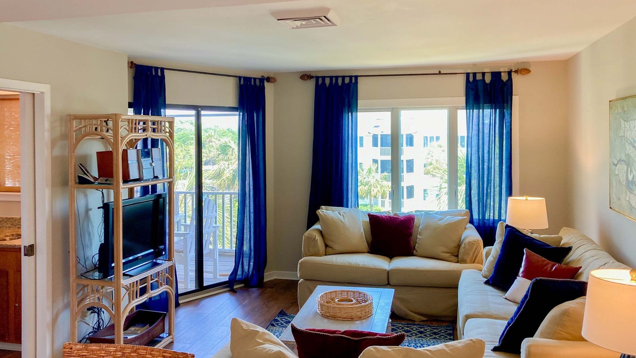 Photo of Livingroom in Isle of Palms