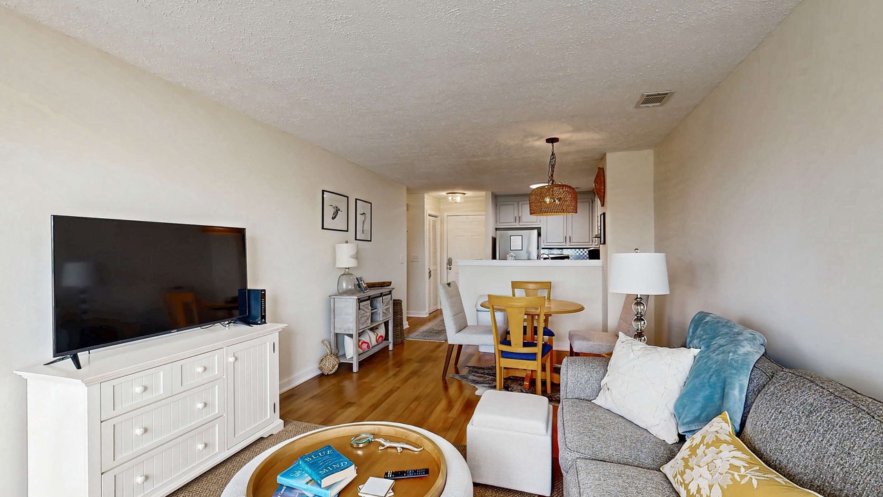 Photo of Livingroom in Seabrook Island
