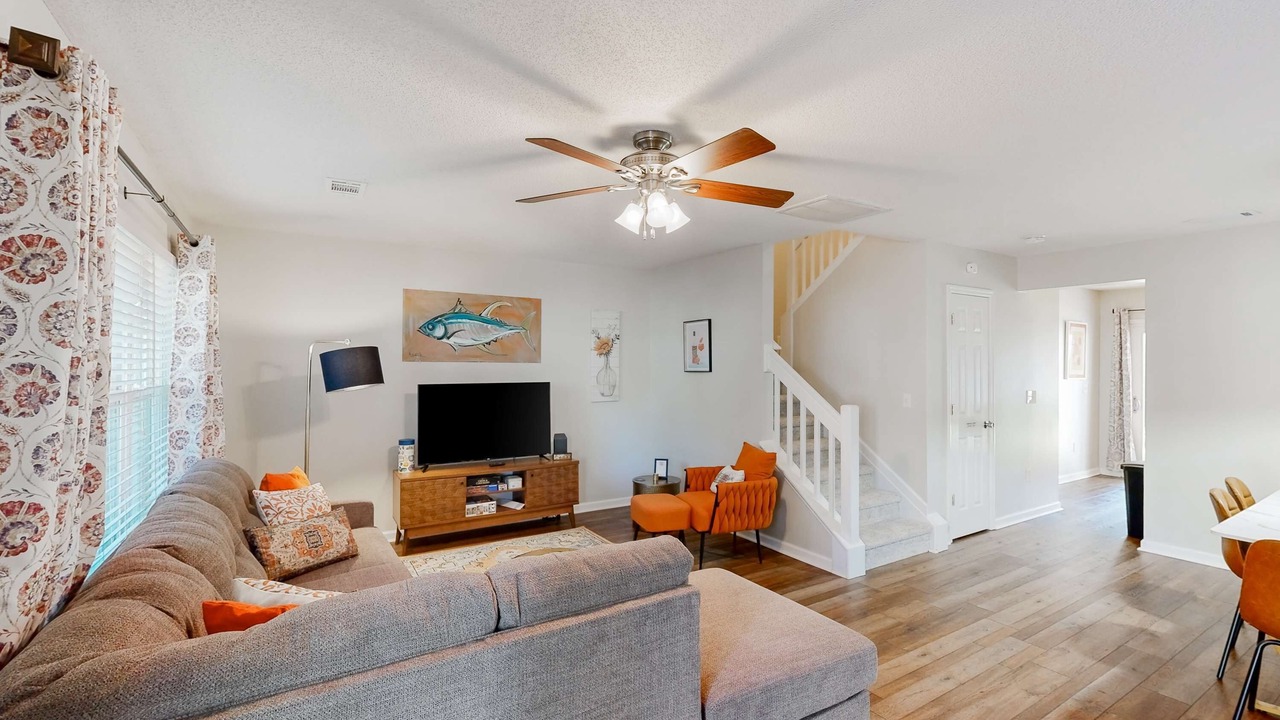 Photo of Livingroom in North Charleston