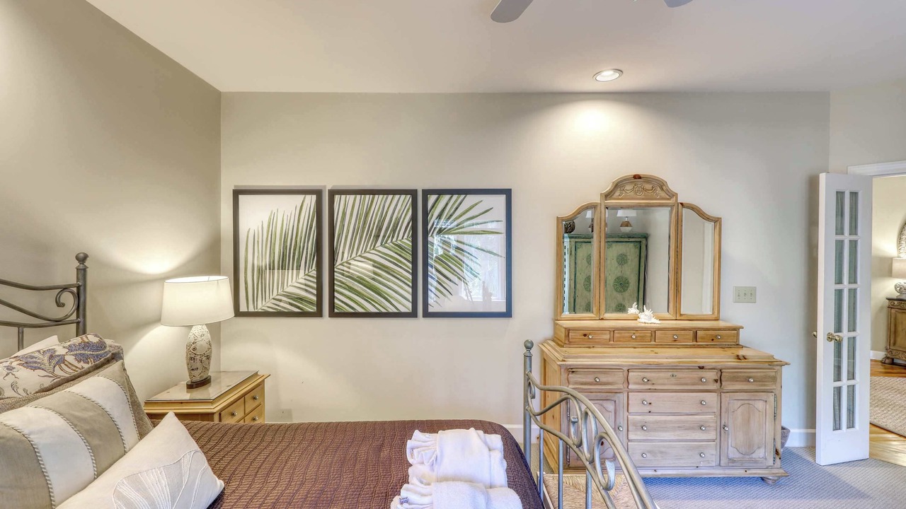 Photo of Bedroom in Vanderhorst Plantation