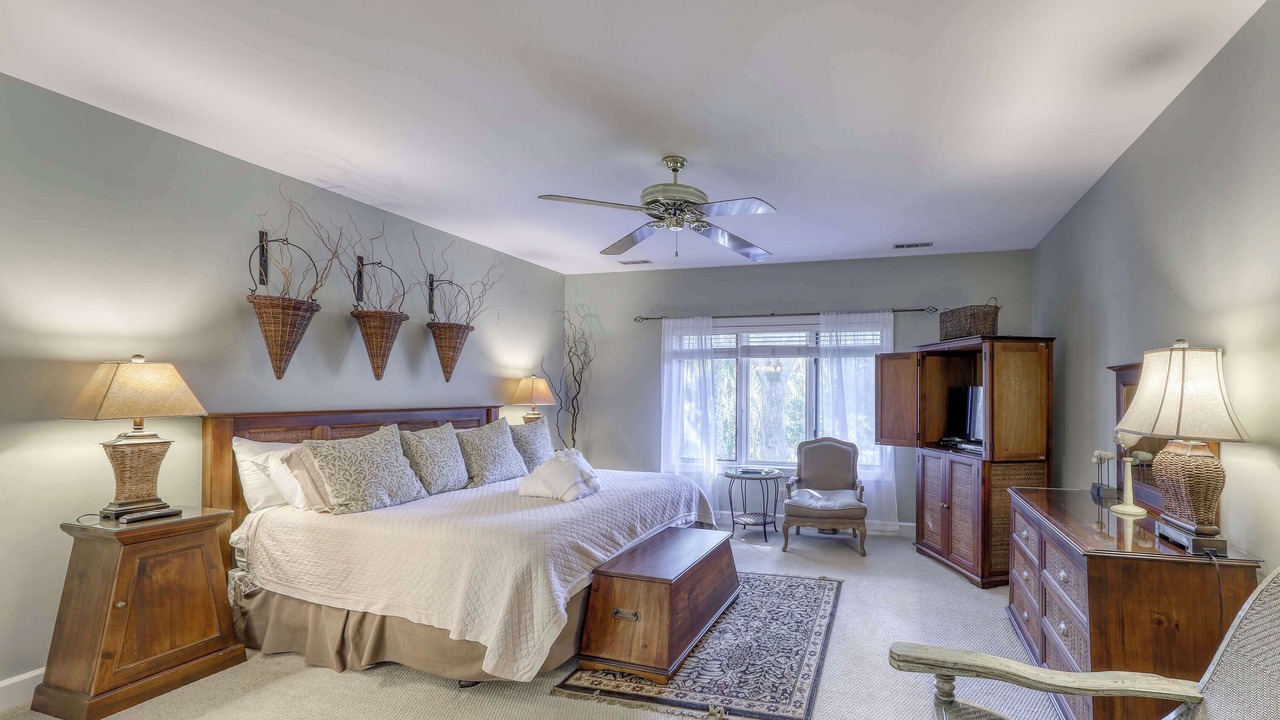 Photo of Bedroom in Vanderhorst Plantation