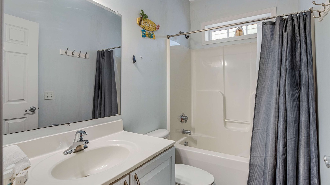 Photo of Bathroom in Waters Edge