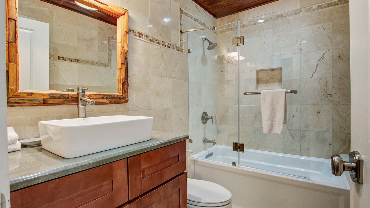 Photo of Bathroom in Twin Oaks