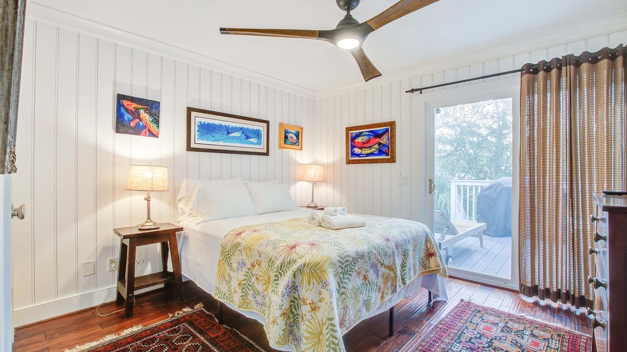 Photo of Bedroom in Twin Oaks