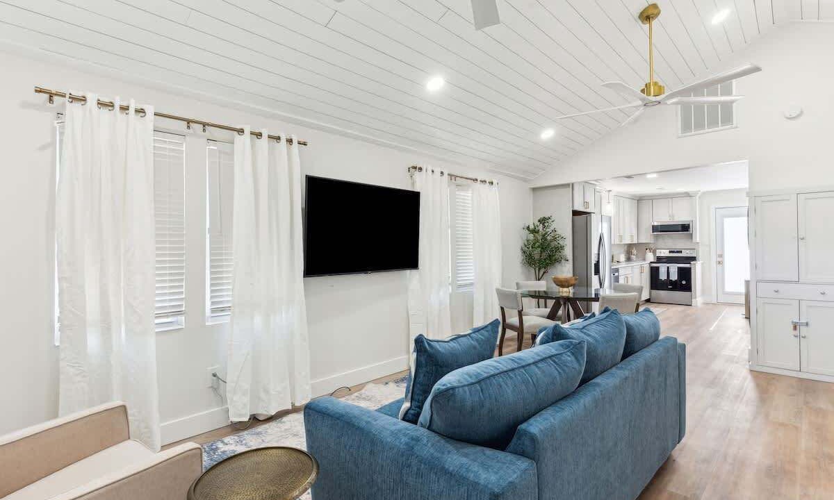Photo of Livingroom in Edisto Island