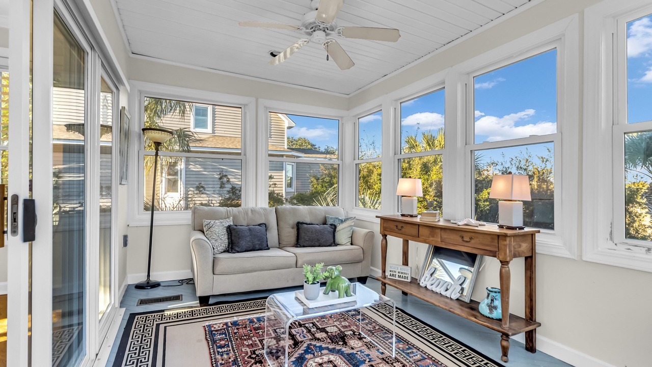 Photo of Livingroom in Ocean Point