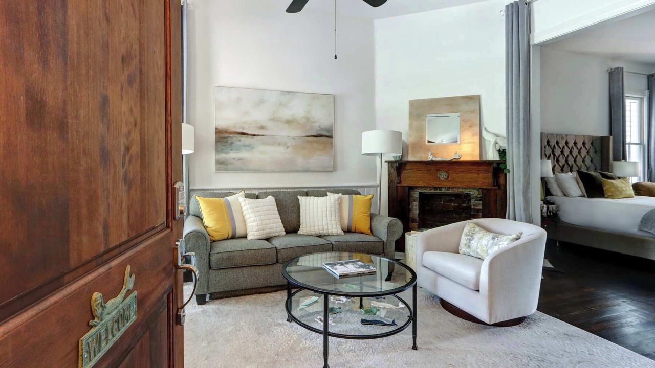Photo of Livingroom in Beach Institute