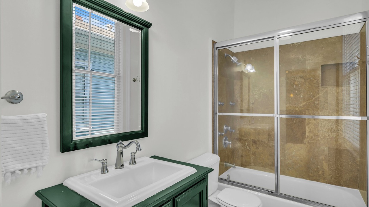 Photo of Bathroom in Savannah Victorian District
