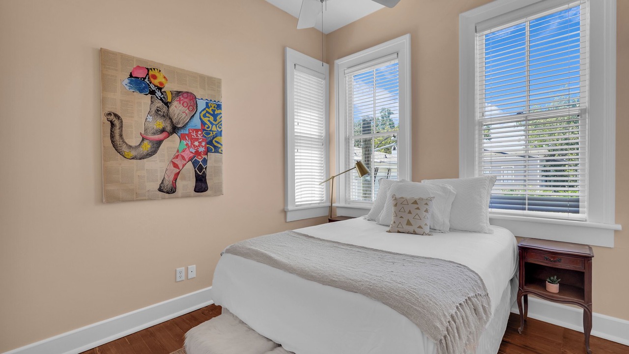 Photo of Bedroom in Savannah Victorian District