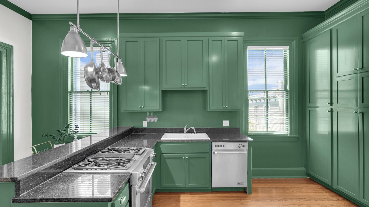 Photo of Kitchen in Savannah Victorian District