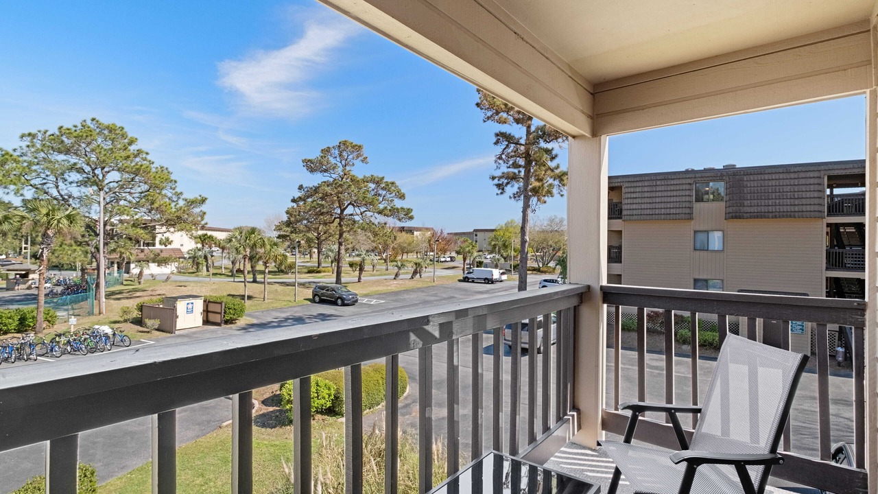 Photo of Outdoor in Folly Field