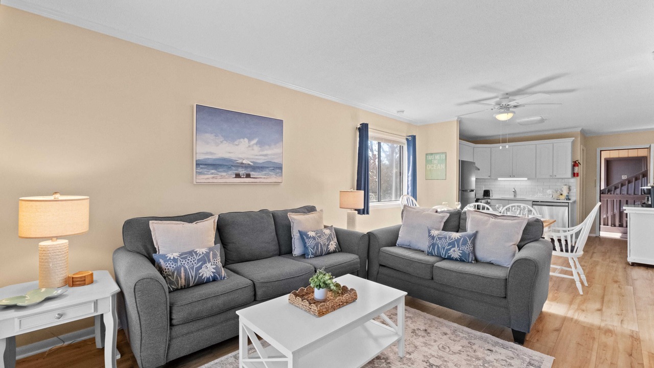 Photo of Livingroom in Folly Field