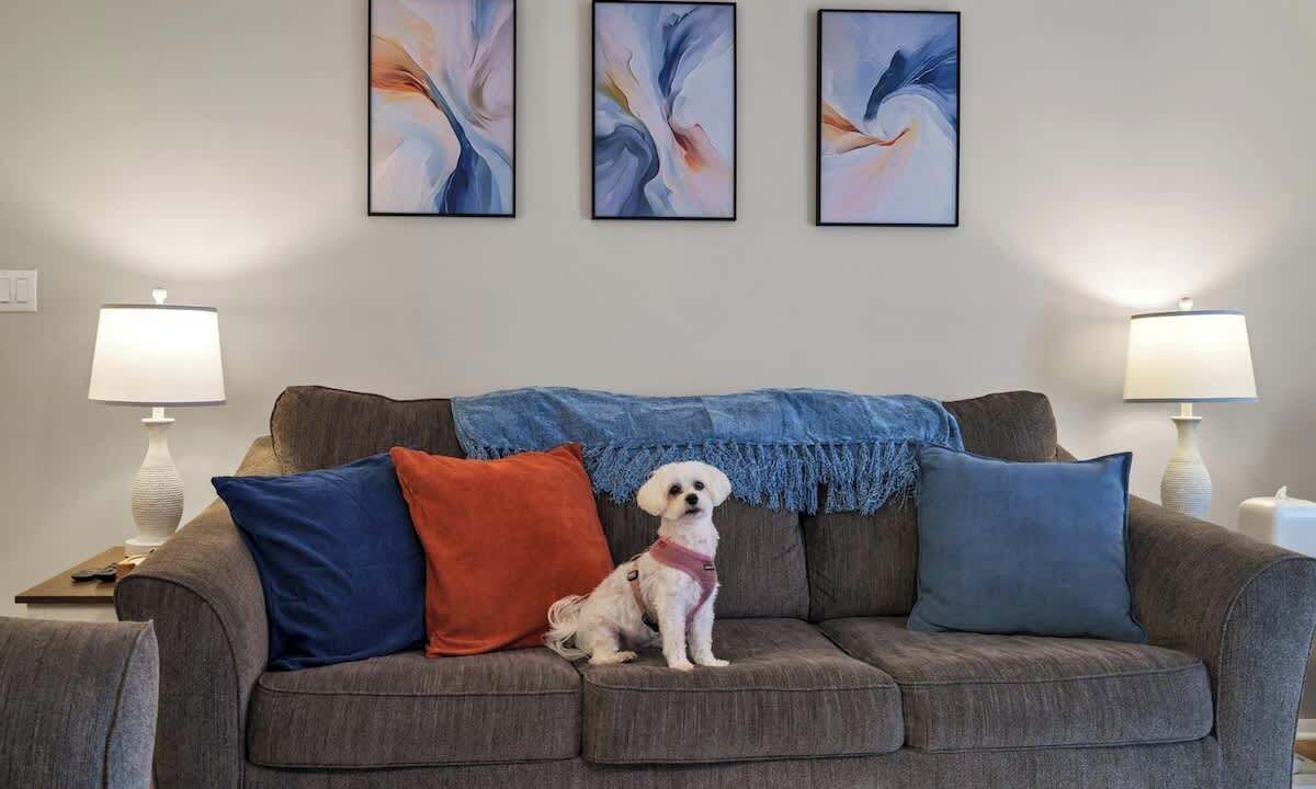 Photo of Livingroom in Ocean Ridge