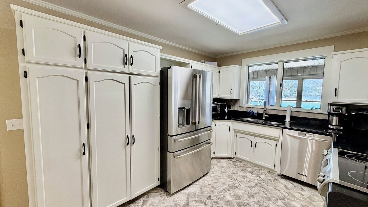 Photo of Kitchen in Lost Bridge Village