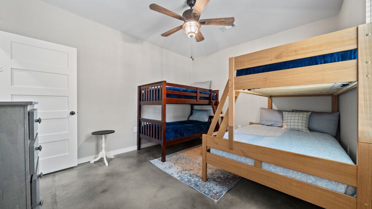 Photo of Bedroom in Russellville