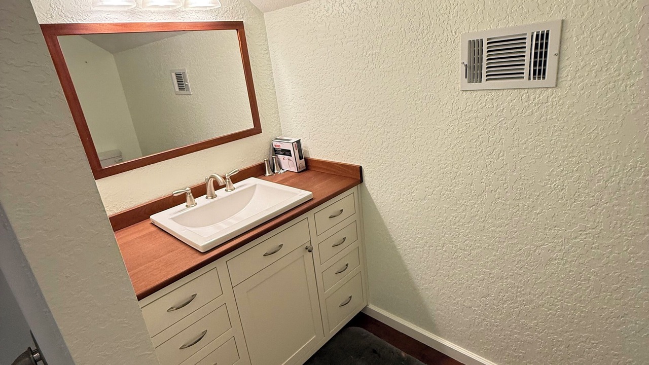 Photo of Bathroom in Eden