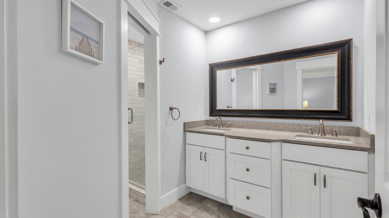 Photo of Bathroom in Heritage Woods