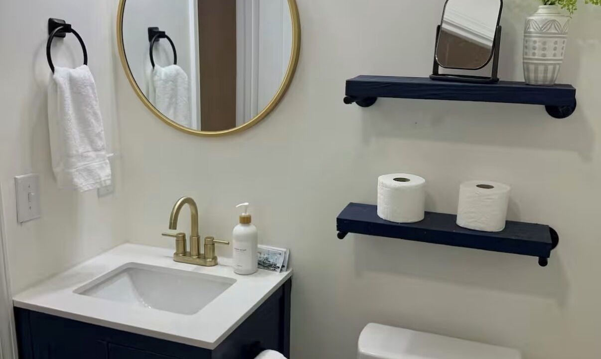 Photo of Bathroom in North Charleston