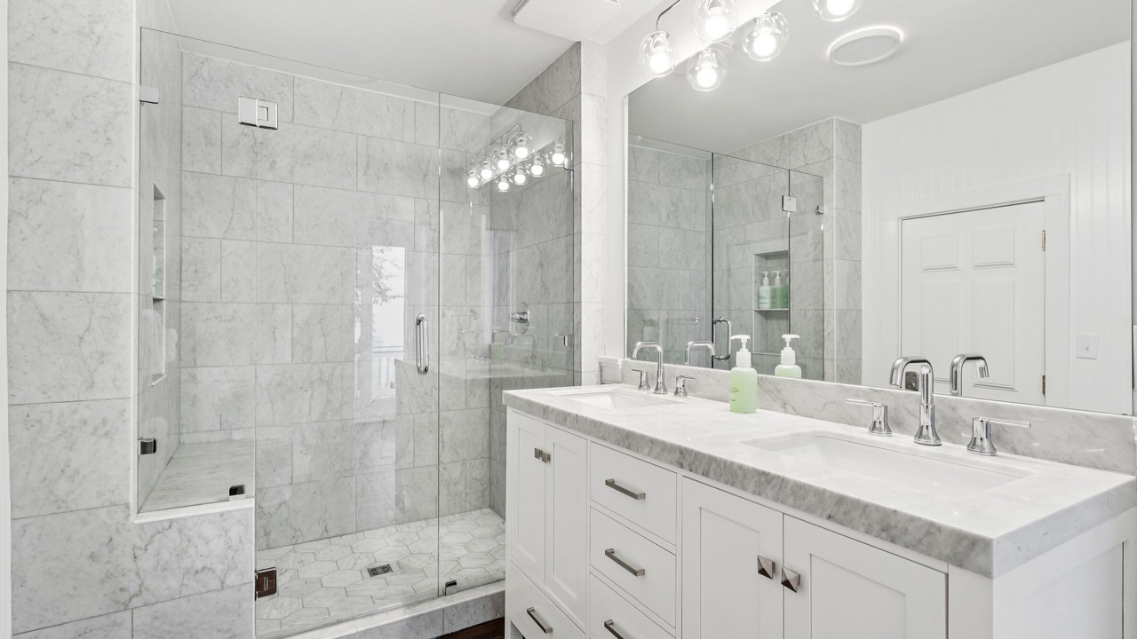 Photo of Bathroom in Charleston Historic District