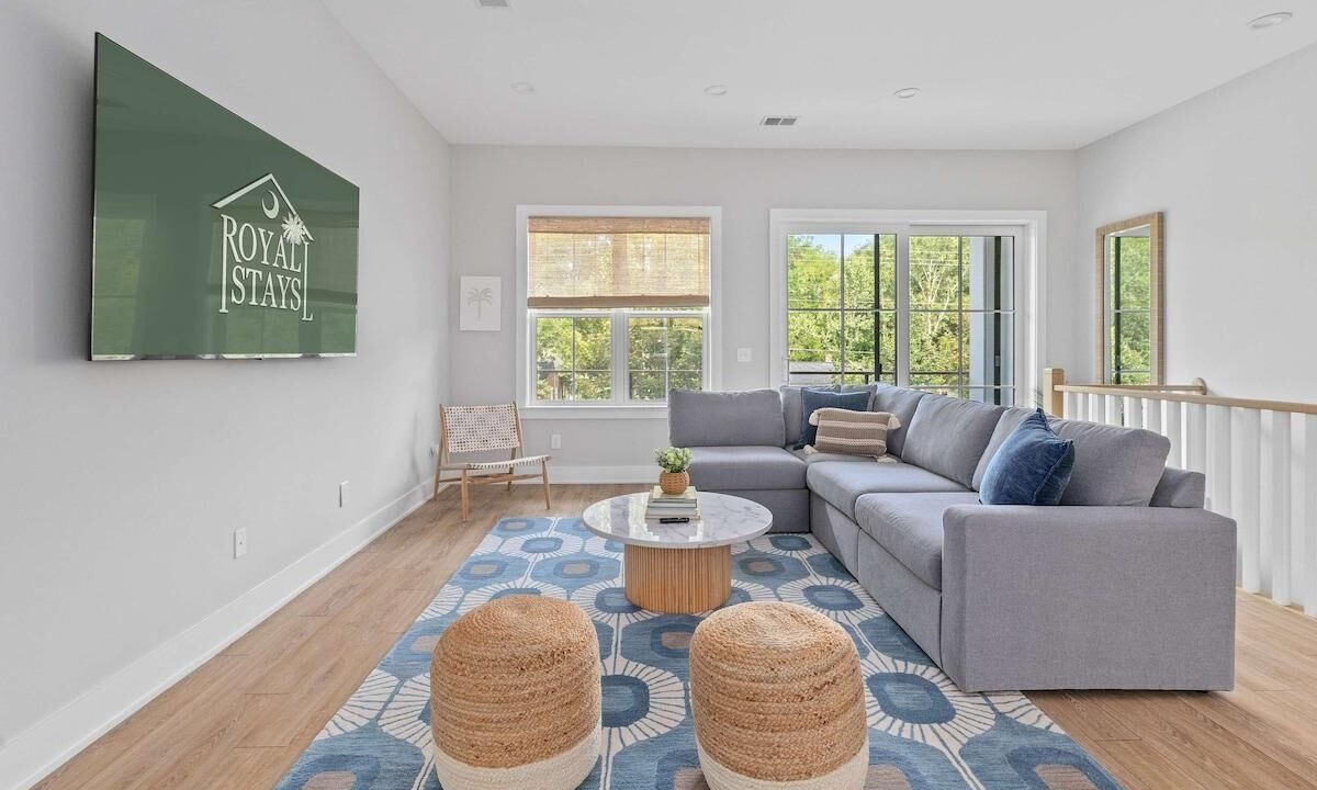 Photo of Livingroom in Mount Pleasant
