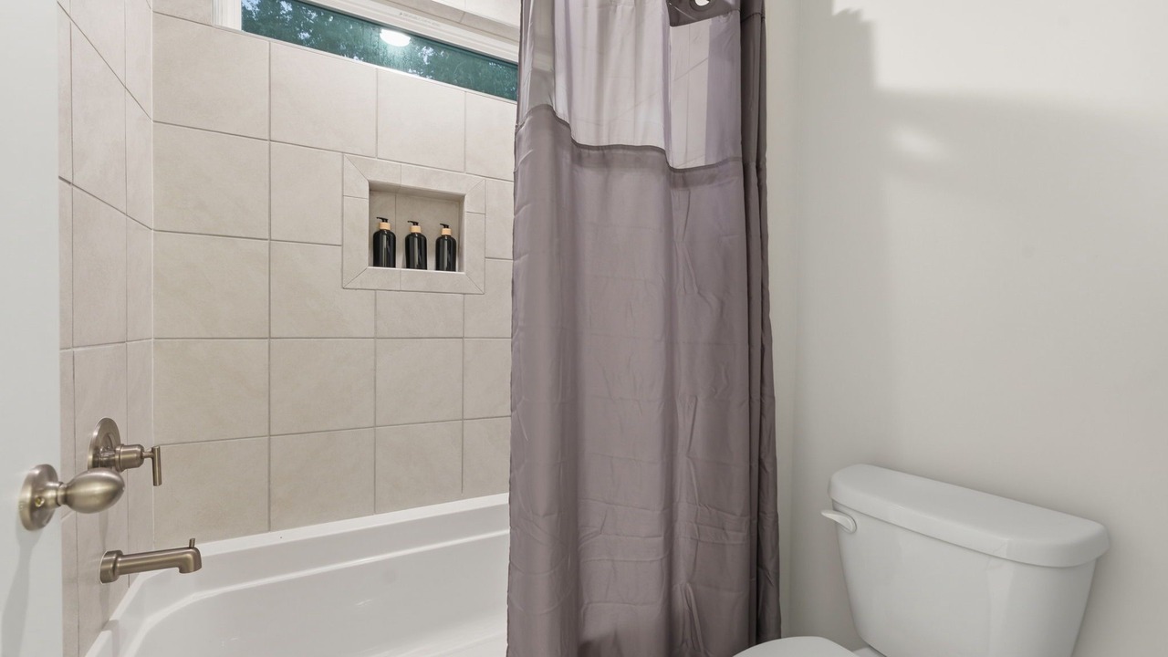 Photo of Bathroom in Lincolnville