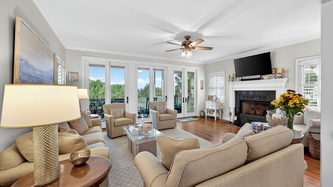 Photo of Livingroom in Ocean Point