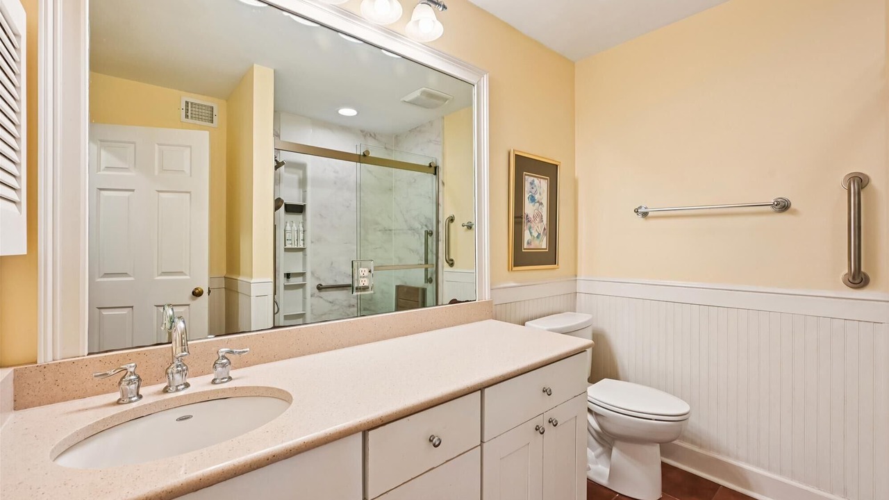 Photo of Bathroom in South Beach
